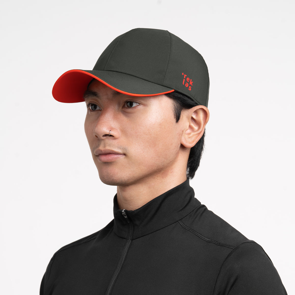 #color_Grey x Paprika