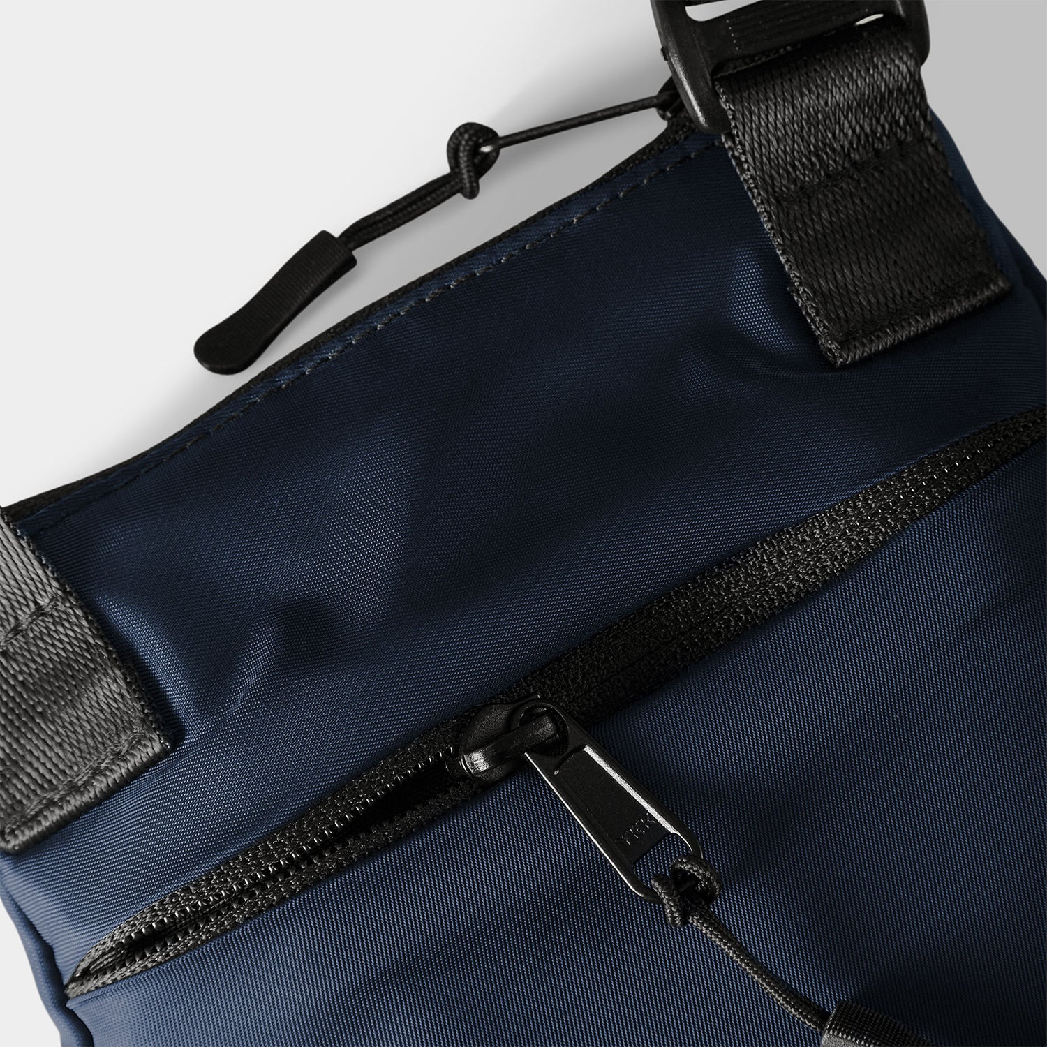 Túi Nylon Crossbody Bag